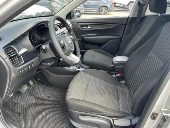Kia Rio IV с пробегом 2018 года, цена 1 370 000 рублей, 117601 км, хэтчбек, Автокод Объявления