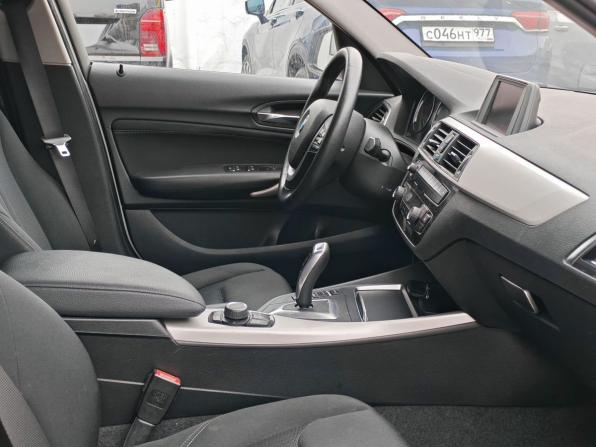 BMW 1 серии II (F20/F21) Рестайлинг 2 с пробегом 2018 года, цена 1 978 000 рублей, 72514 км, хэтчбек, Автокод Объявления