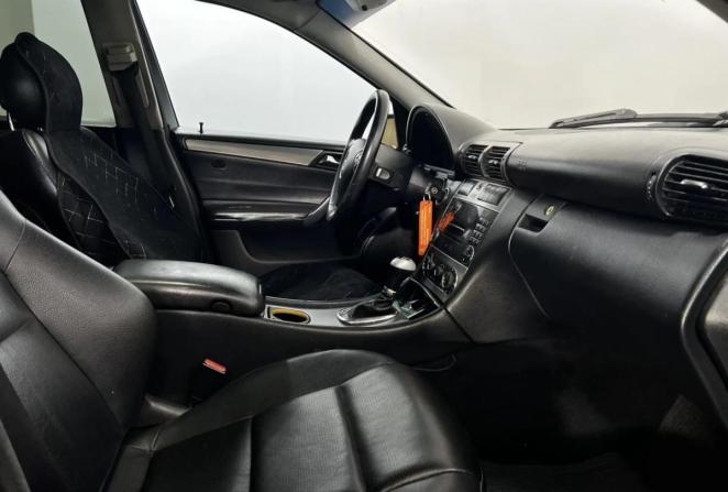 Mercedes-Benz C-Класс II (W203) Рестайлинг с пробегом 2005 года, цена 620 000 рублей, 278147 км, седан, Автокод Объявления