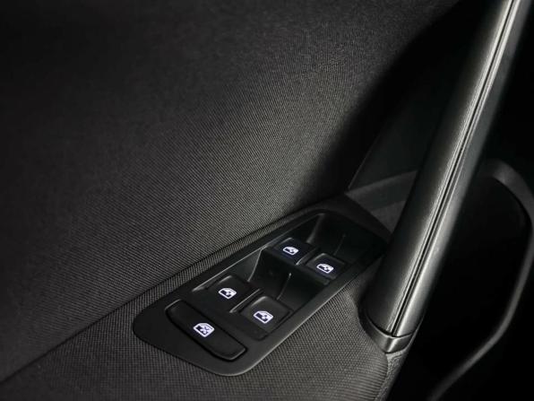 Volkswagen Golf VII Рестайлинг с пробегом 2018 года, цена 1 675 000 рублей, 122194 км, хэтчбек, Автокод Объявления
