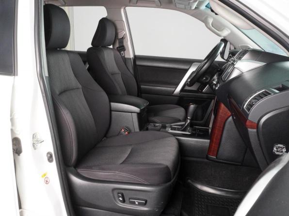 Toyota Land Cruiser Prado 150 Series Рестайлинг 1 с пробегом 2016 года, цена 4 789 000 рублей, 158197 км, внедорожник, Автокод Объявления