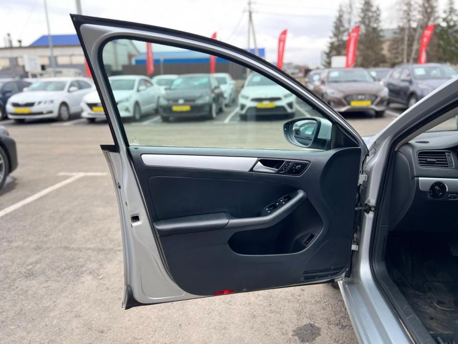 Volkswagen Jetta VI Альметьевск  - изображение 9