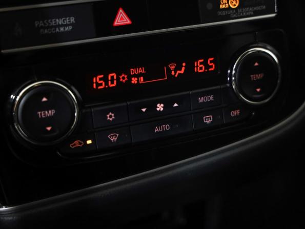 Mitsubishi Outlander III Рестайлинг 3 с пробегом 2019 года, цена 3 420 777 рублей, 64010 км, внедорожник, Автокод Объявления