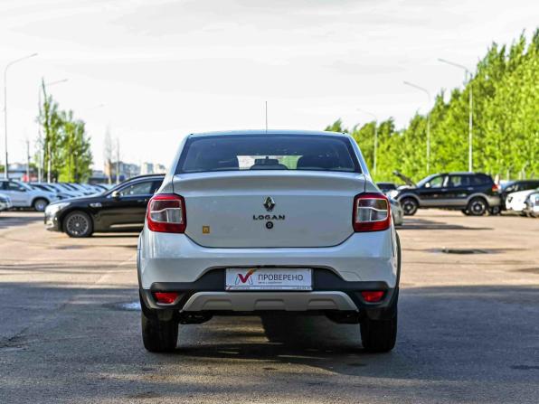 Renault Logan II Рестайлинг с пробегом 2022 года, цена 1 110 000 рублей, 95188 км, седан, Автокод Объявления