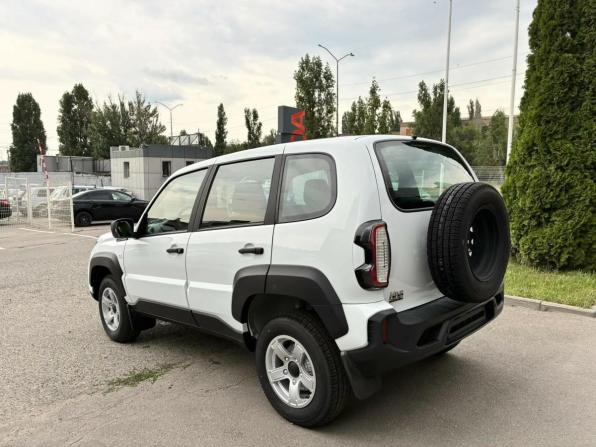 Lada (ВАЗ) Niva Travel I с пробегом 2024 года, цена 1 399 000 рублей, 14 км, внедорожник, Автокод Объявления
