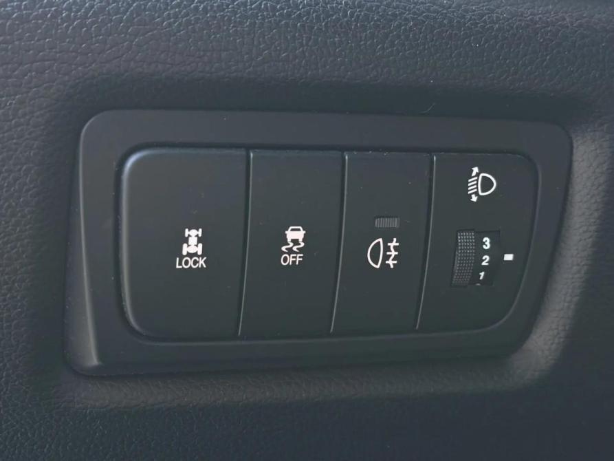 SsangYong Korando III Рестайлинг Крым  - изображение 16