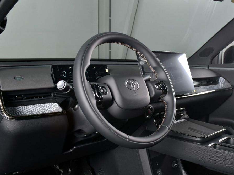 Toyota bZ3X Кемерово  - изображение 8