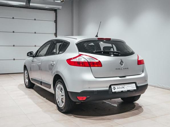 Renault Megane III Рестайлинг 2 с пробегом 2015 года, цена 888 071 рубль, 128848 км, хэтчбек, Автокод Объявления