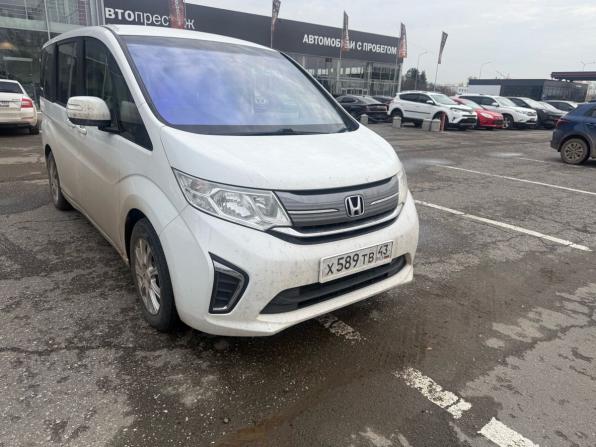 Honda Stepwgn V с пробегом 2015 года, цена 1 699 000 рублей, 136010 км, минивэн, Автокод Объявления