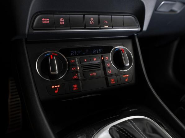 Audi Q3 I (8U) Рестайлинг с пробегом 2017 года, цена 2 840 000 рублей, 75186 км, внедорожник, Автокод Объявления