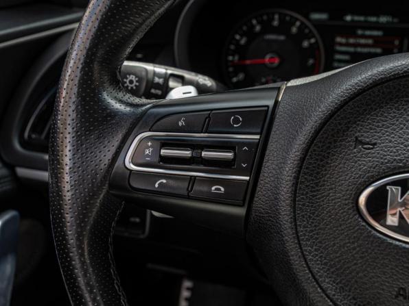 Kia Stinger I с пробегом 2018 года, цена 3 170 000 рублей, 97879 км, лифтбек, Автокод Объявления