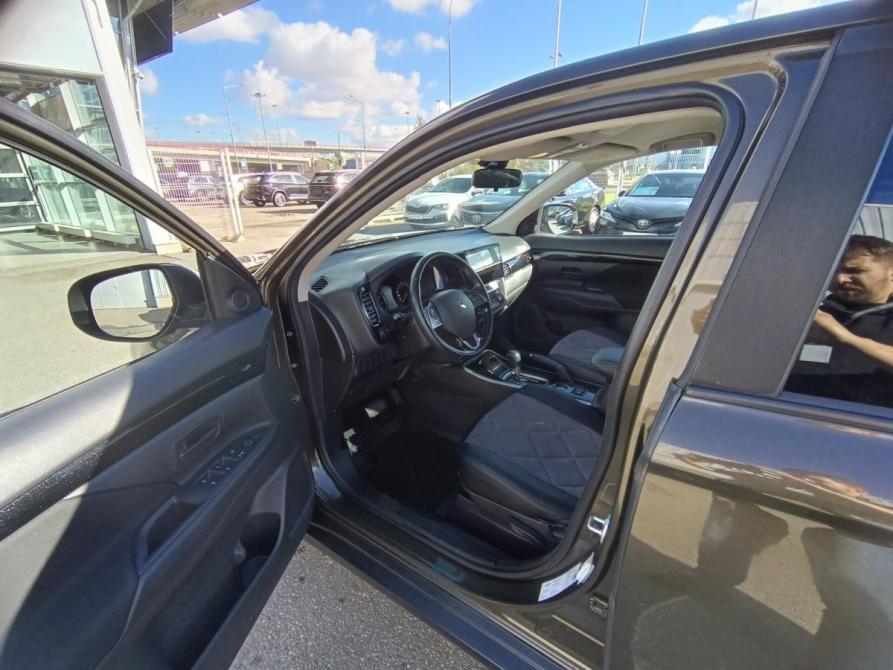 Mitsubishi Outlander III Рестайлинг 3 Санкт-Петербург  - изображение 11