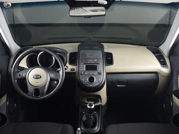 Kia Soul I Рестайлинг с пробегом 2013 года, цена 854 999 рублей, 250293 км, хэтчбек, Автокод Объявления