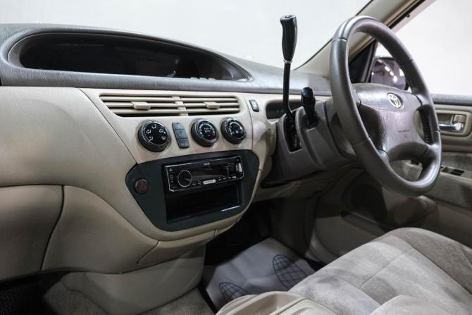 Toyota Vista V (V50) с пробегом 2001 года, цена 549 000 рублей, 300000 км, седан, Автокод Объявления