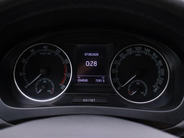 Skoda Rapid I Рестайлинг с пробегом 2019 года, цена 1 024 000 рублей, 204488 км, лифтбек, Автокод Объявления