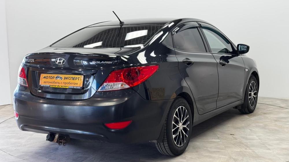 Hyundai Solaris I Киров  - изображение 3