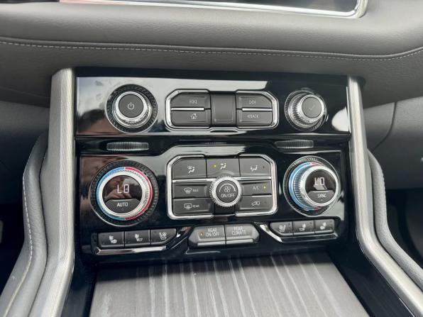 GMC Yukon V с пробегом 2023 года, цена 10 710 000 рублей, 8094 км, внедорожник, Автокод Объявления