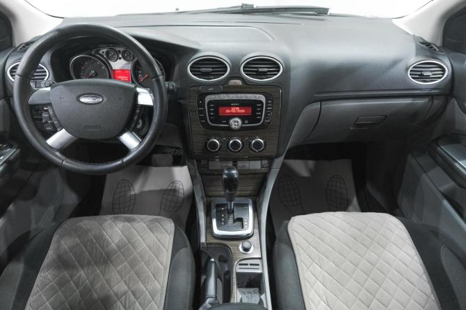Ford Focus II Рестайлинг с пробегом 2008 года, цена 599 000 рублей, 185000 км, седан, Автокод Объявления