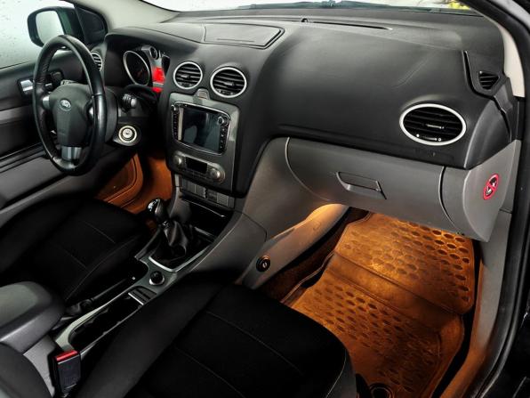 Ford Focus II Рестайлинг с пробегом 2011 года, цена 445 000 рублей, 175698 км, хэтчбек, Автокод Объявления