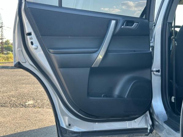 Toyota Highlander II (XU40) Рестайлинг с пробегом 2013 года, цена 1 790 000 рублей, 233767 км, внедорожник, Автокод Объявления