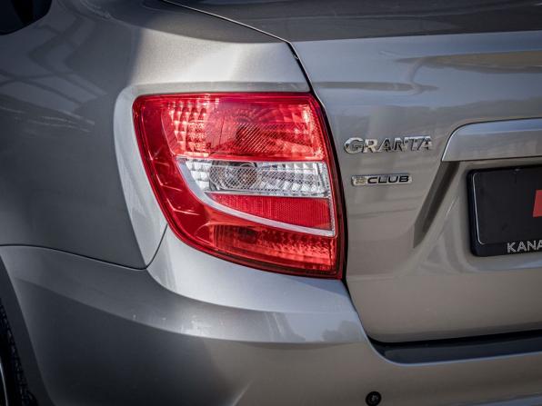 Lada (ВАЗ) Granta I Рестайлинг с пробегом 2021 года, цена 649 000 рублей, 136500 км, седан, Автокод Объявления