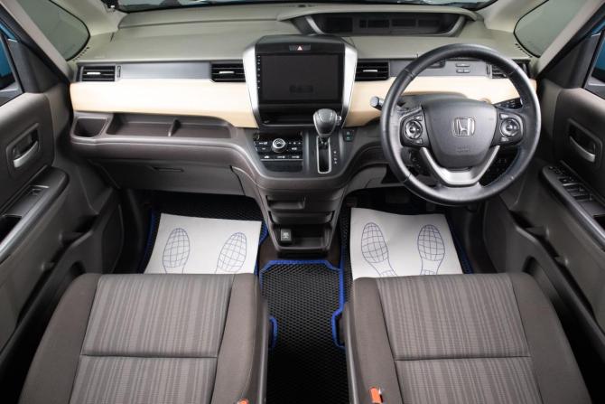Honda Freed II с пробегом 2018 года, цена 1 629 000 рублей, 94137 км, компактвэн, Автокод Объявления
