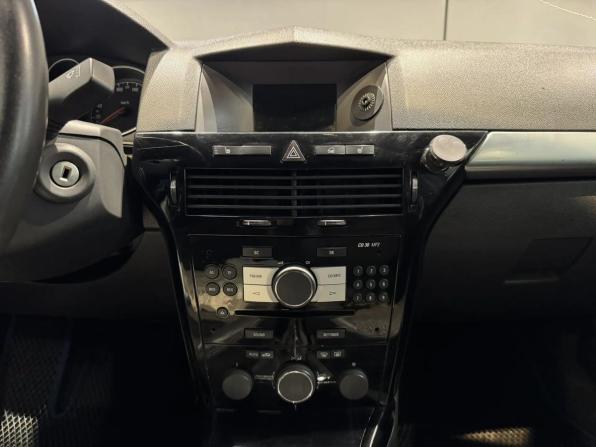 Opel Astra H Рестайлинг с пробегом 2008 года, цена 280 000 рублей, 237000 км, хэтчбек, Автокод Объявления