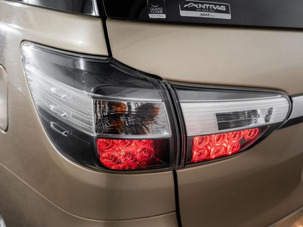 Toyota Wish II Рестайлинг с пробегом 2014 года, цена 1 370 000 рублей, 109900 км, минивэн, Автокод Объявления