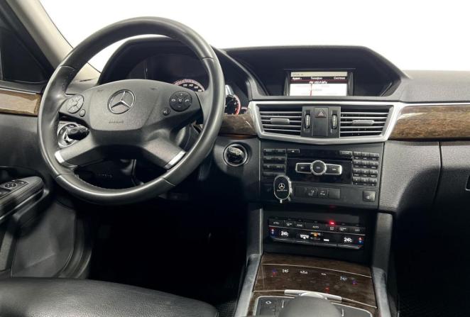 Mercedes-Benz E-Класс IV (W212 S212 C207) с пробегом 2012 года, цена 1 690 000 рублей, 285968 км, седан, Автокод Объявления