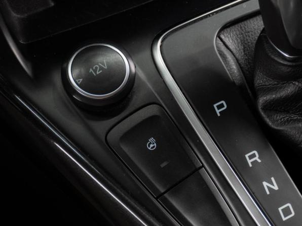 Ford Focus III Рестайлинг с пробегом 2016 года, цена 1 144 000 рублей, 161598 км, седан, Автокод Объявления