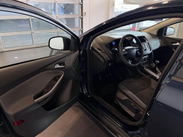 Ford Focus III с пробегом 2012 года, цена 595 000 рублей, 230503 км, универсал, Автокод Объявления
