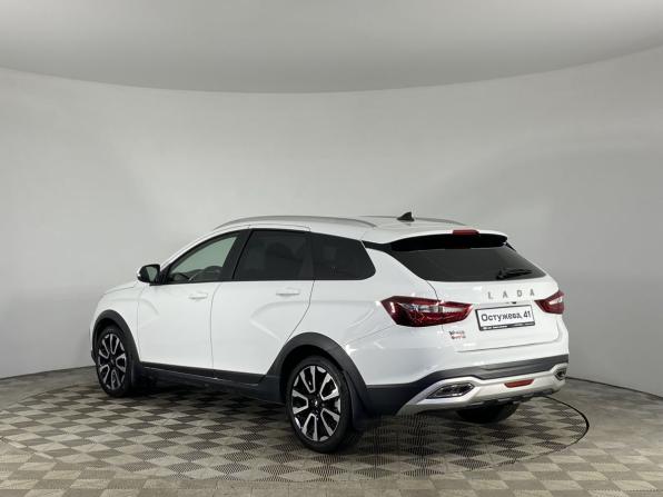 Lada (ВАЗ) Vesta I Рестайлинг (NG) с пробегом 2024 года, цена 1 550 000 рублей, 13379 км, универсал, Автокод Объявления
