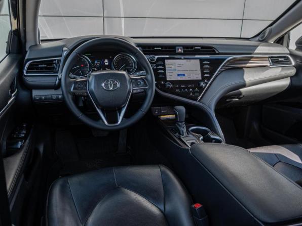 Toyota Camry VIII (XV70) с пробегом 2019 года, цена 2 835 000 рублей, 138955 км, седан, Автокод Объявления
