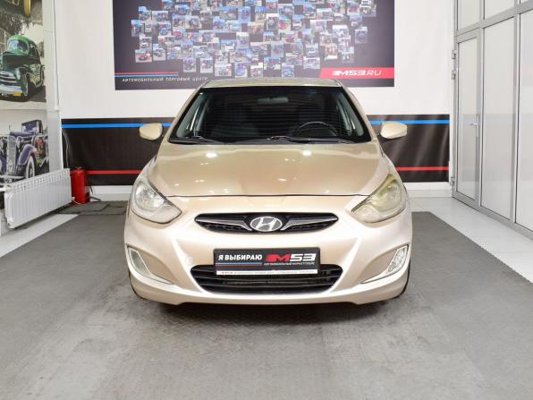 Hyundai Solaris I с пробегом 2011 года, цена 689 995 рублей, 185419 км, седан, Автокод Объявления