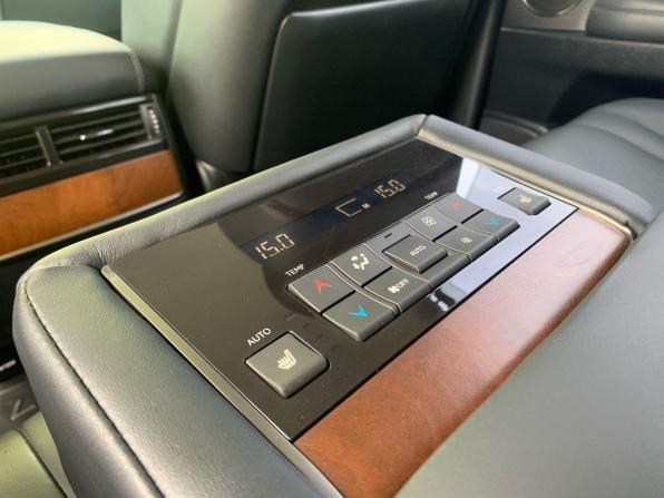 Lexus LX III Рестайлинг 2 с пробегом 2016 года, цена 6 099 000 рублей, 118461 км, внедорожник, Автокод Объявления