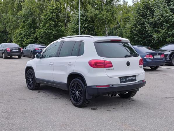 Volkswagen Tiguan I Рестайлинг с пробегом 2012 года, цена 1 780 000 рублей, 122671 км, внедорожник, Автокод Объявления