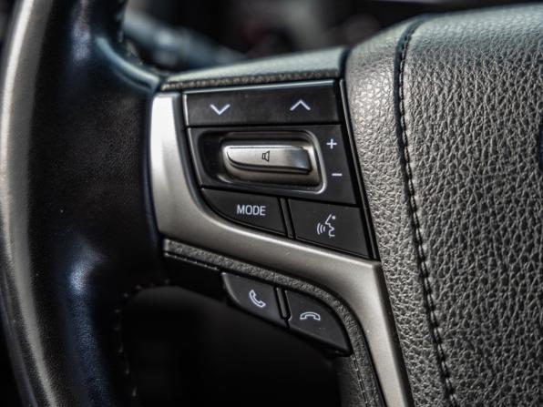 Toyota Land Cruiser 200 Series Рестайлинг 2 с пробегом 2020 года, цена 7 765 000 рублей, 119919 км, внедорожник, Автокод Объявления