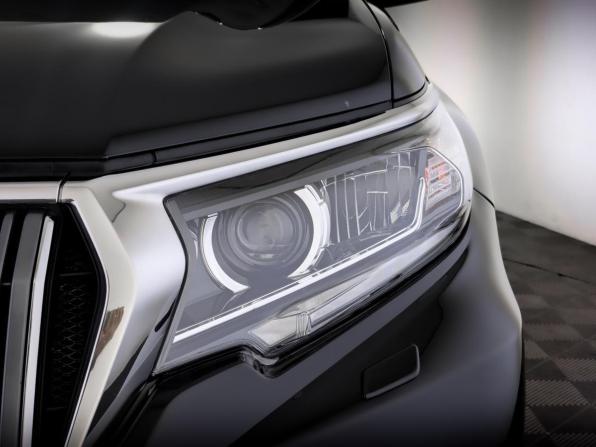 Toyota Land Cruiser Prado 150 Series Рестайлинг 2 с пробегом 2018 года, цена 4 500 000 рублей, 238427 км, внедорожник, Автокод Объявления
