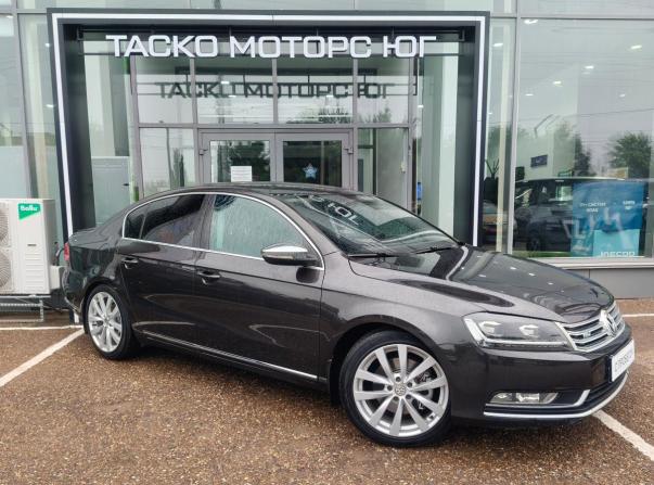 Volkswagen Passat B7 с пробегом 2011 года, цена 1 008 900 рублей, 257848 км, седан, Автокод Объявления