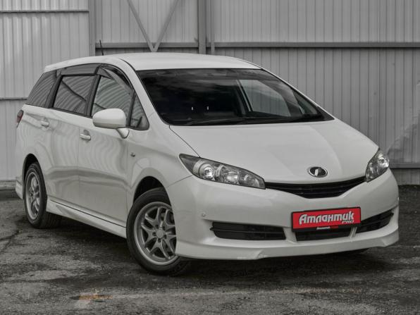 Toyota Wish II с пробегом 2011 года, цена 1 375 000 рублей, 167127 км, минивэн, Автокод Объявления