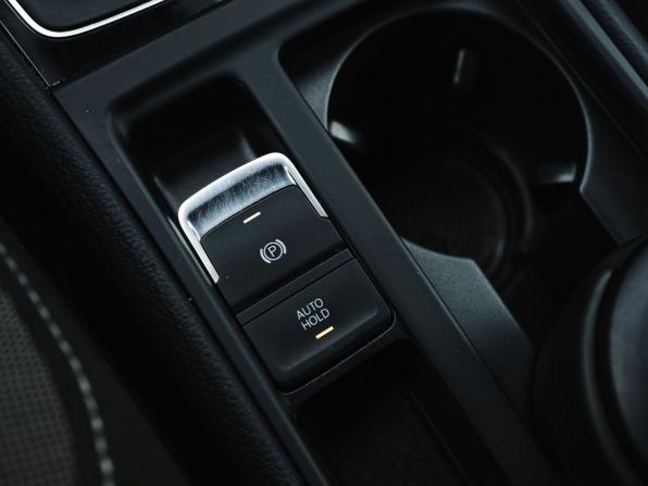 Volkswagen Golf VII Рестайлинг с пробегом 2018 года, цена 1 949 000 рублей, 133146 км, хэтчбек, Автокод Объявления