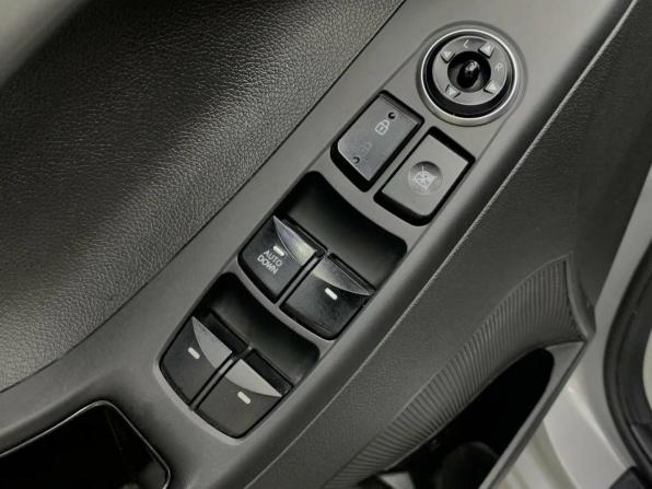 Hyundai Elantra V (MD) Рестайлинг с пробегом 2015 года, цена 1 200 000 рублей, 214634 км, седан, Автокод Объявления