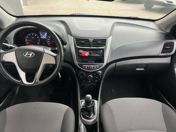 Hyundai Solaris I с пробегом 2011 года, цена 619 000 рублей, 205000 км, седан, Автокод Объявления