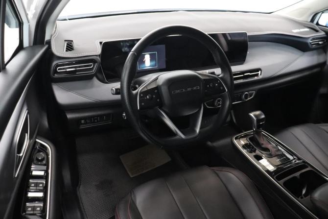 BAIC U5 Plus с пробегом 2023 года, цена 1 260 000 рублей, 31263 км, седан, Автокод Объявления