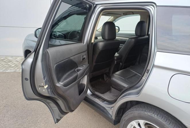 Mitsubishi Outlander II Рестайлинг с пробегом 2012 года, цена 1 300 000 рублей, 214455 км, внедорожник, Автокод Объявления