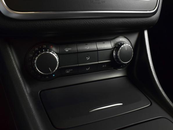 Mercedes-Benz CLA I (C117 X117) с пробегом 2013 года, цена 1 865 997 рублей, 100542 км, седан, Автокод Объявления