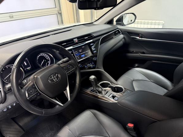 Toyota Camry VIII (XV70) с пробегом 2019 года, цена 2 979 000 рублей, 99081 км, седан, Автокод Объявления
