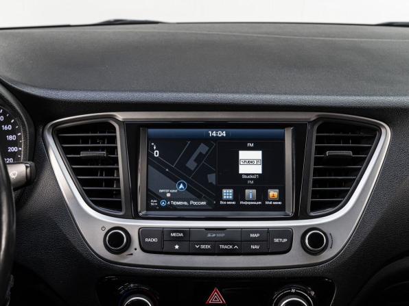 Hyundai Solaris II с пробегом 2018 года, цена 1 220 000 рублей, 195234 км, седан, Автокод Объявления