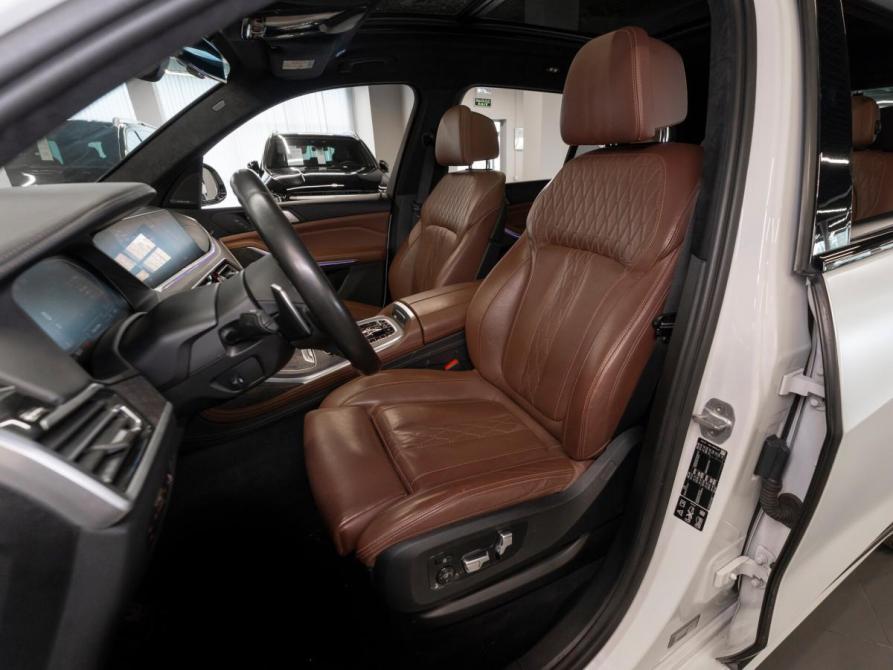 BMW X7 I (G07) Москва  - изображение 9