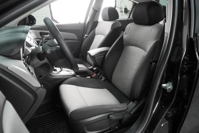 Chevrolet Cruze I Рестайлинг с пробегом 2014 года, цена 1 069 000 рублей, 110952 км, седан, Автокод Объявления